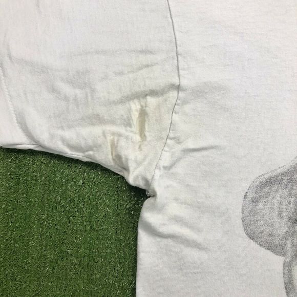 VTG 90s Gilligan’s Island Destroyed Grunge T-Shirt - Picture 10 of 10